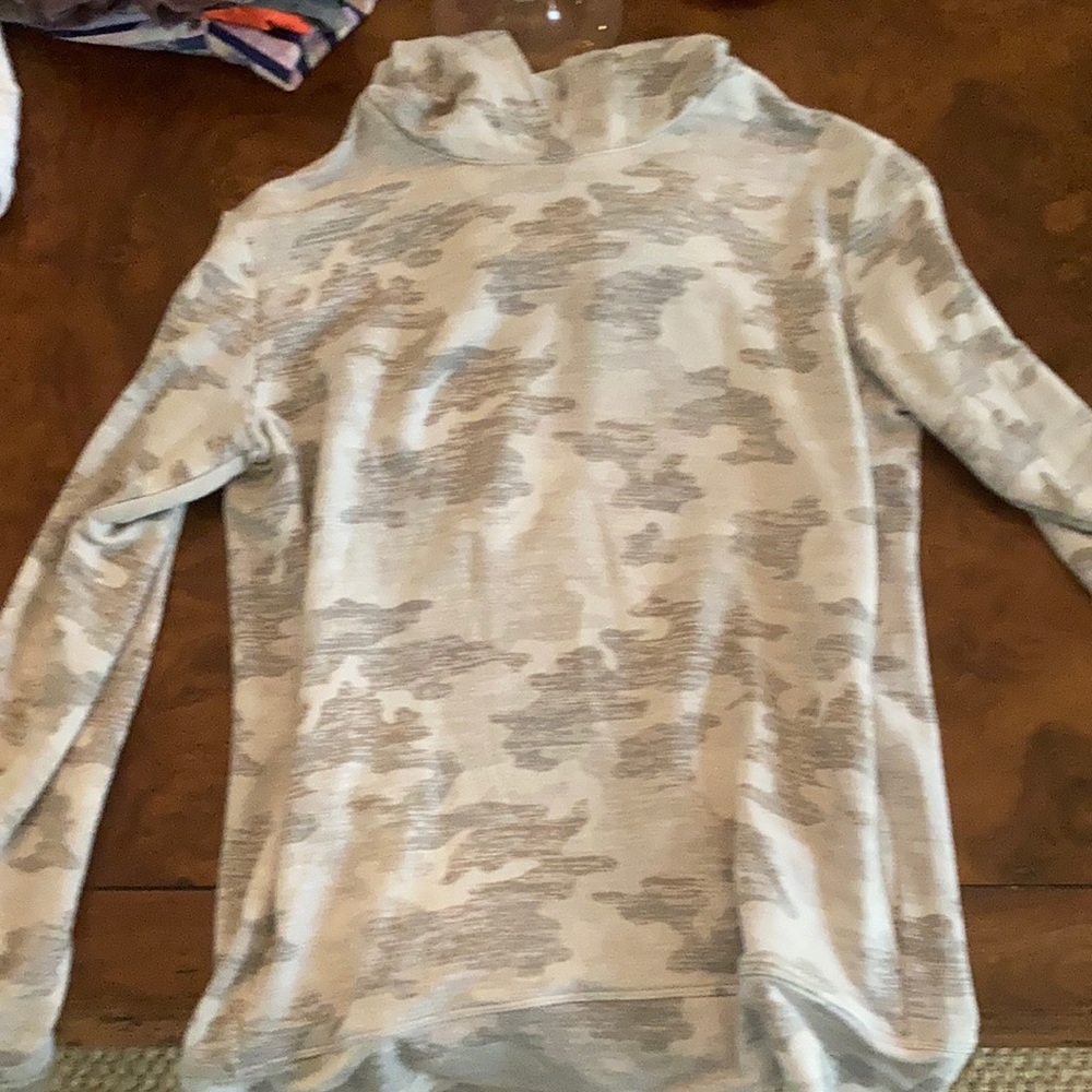 Grey camo Athleta girl hoodie